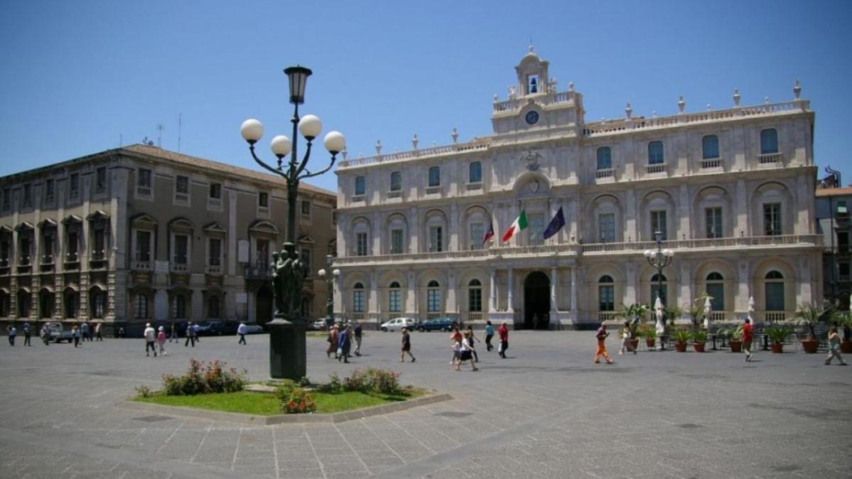 Black Hole Rooms Catania Exterior photo